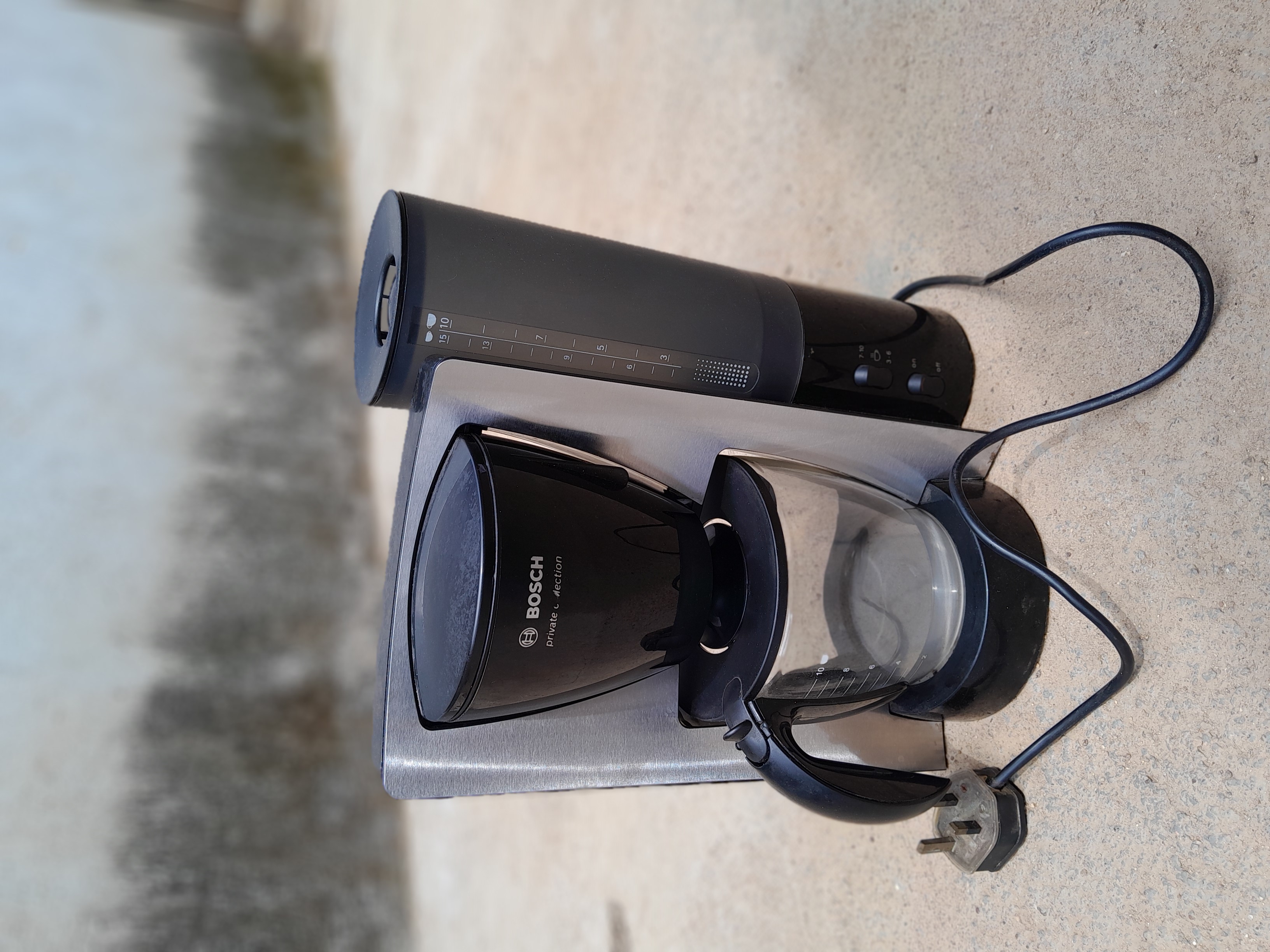 COFFEE MAKER