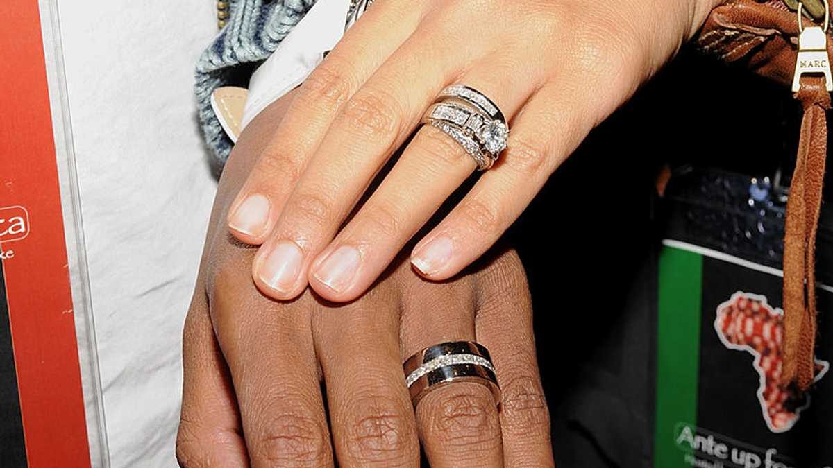 Marriage to Childhood Rival Unveils Family Secrets and Betrayals