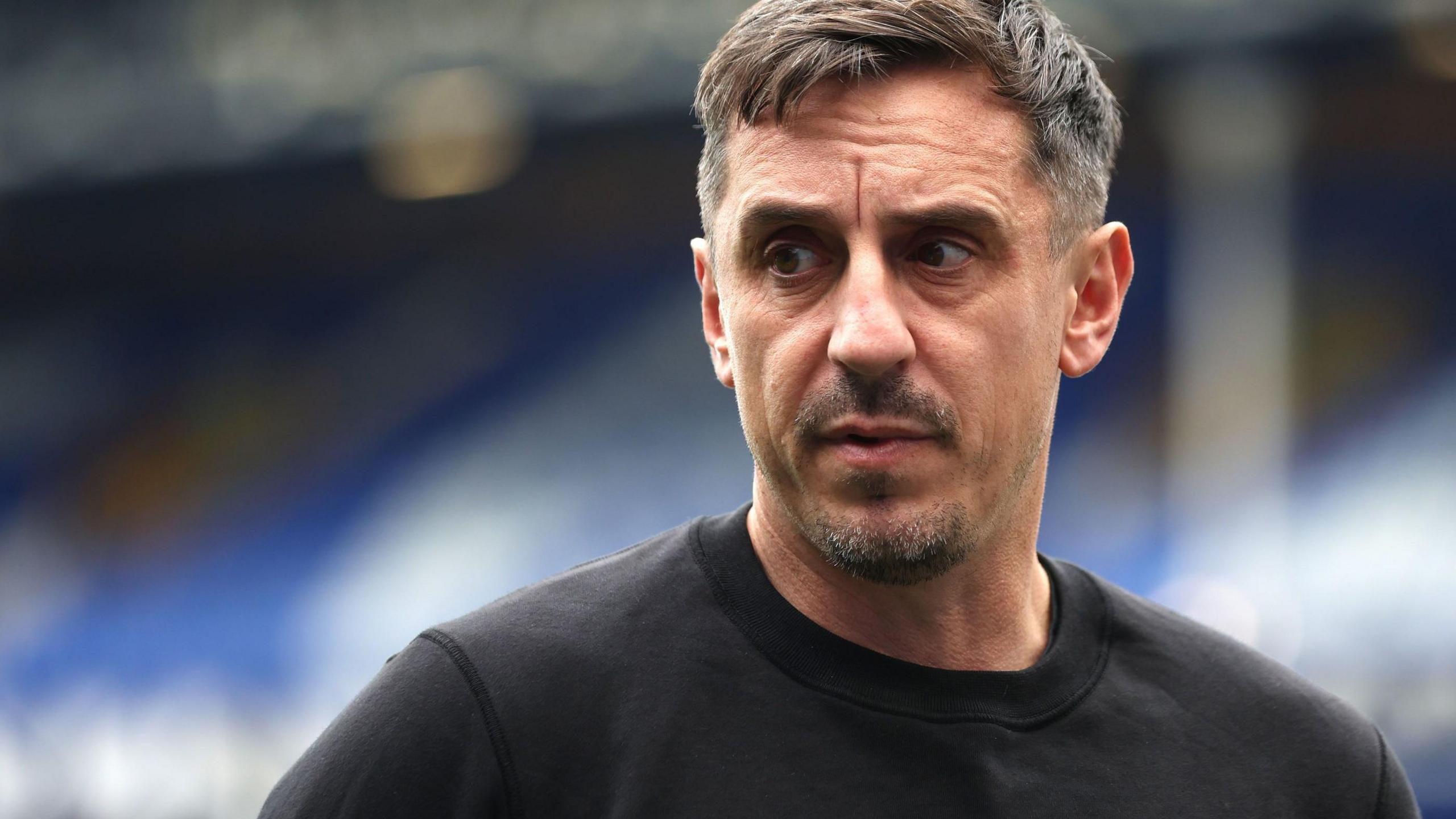 Gary Neville expresses surprise over Chelsea's failure to sign Cristian Romero